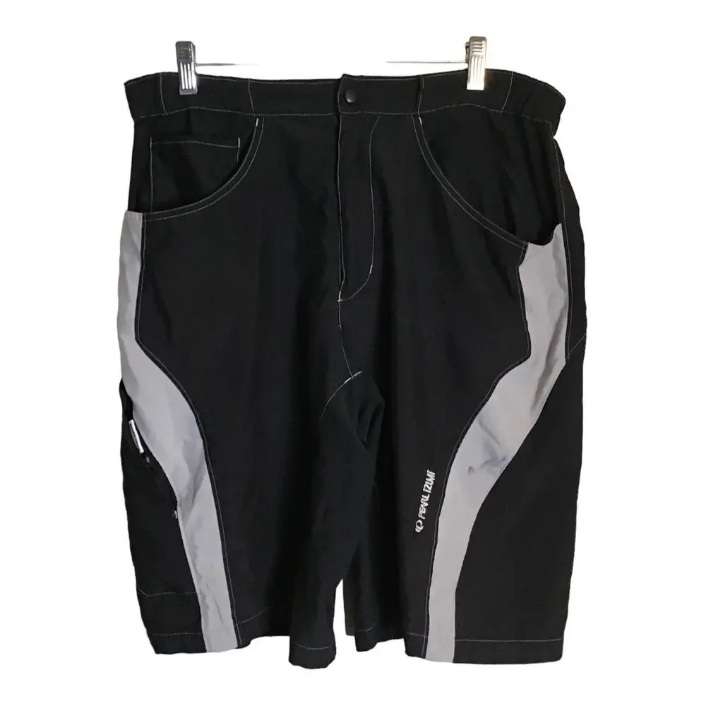 Pearl Izumi  Men’s Black  Board Shorts Size Large Good Condition